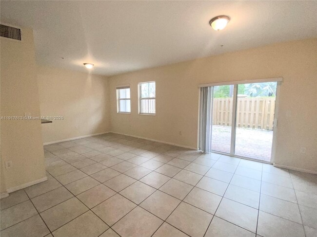 Photo - 8740 NW 97th Ave Unit 105