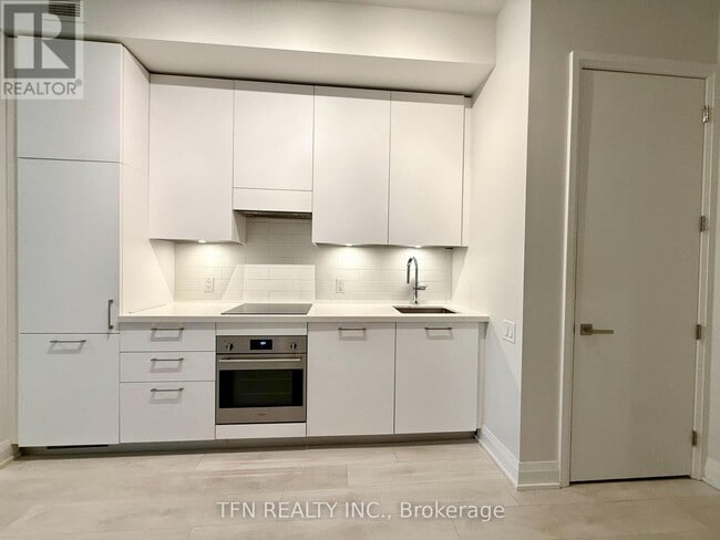 Photo - 33 Frederick Todd Wy Unit 216