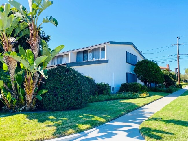 Photo - 5401 Slauson Ave