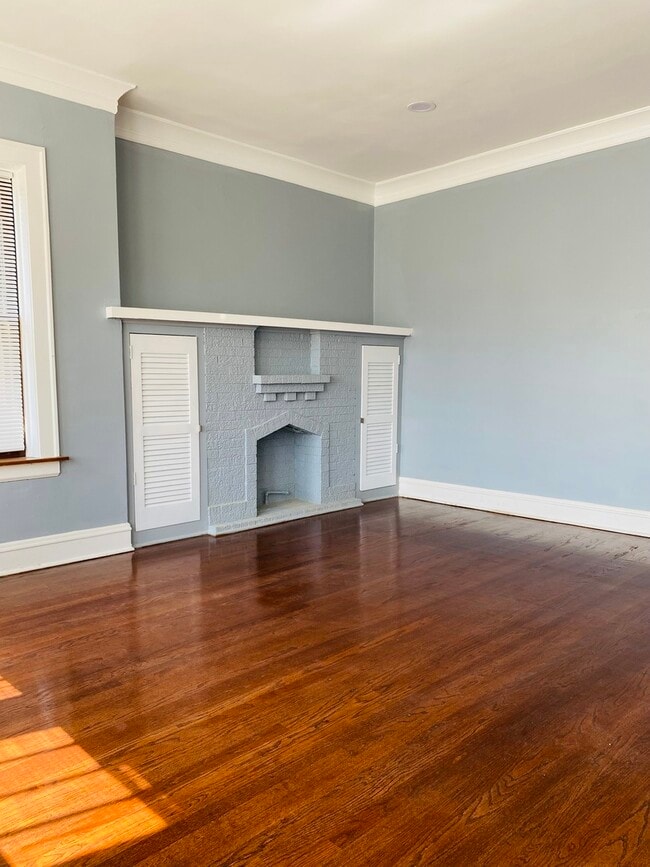 Photo - 8042 S Hermitage Ave