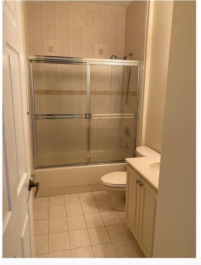 Photo - 4905 N Harbor Isles Dr