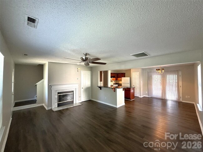 Photo - 1601 Elk Creek Ct