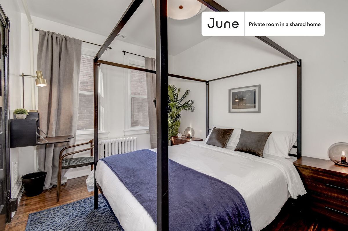Private bedroom in 3 bed/2 bath Home - Private bedroom in 3 bed/2 bath Home
