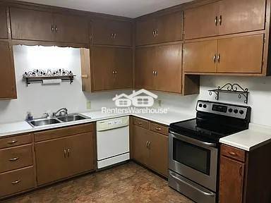 Photo - 123 N Broad St