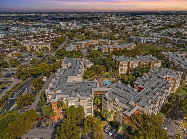 Photo - 8160 Geneva Ct Unit 317