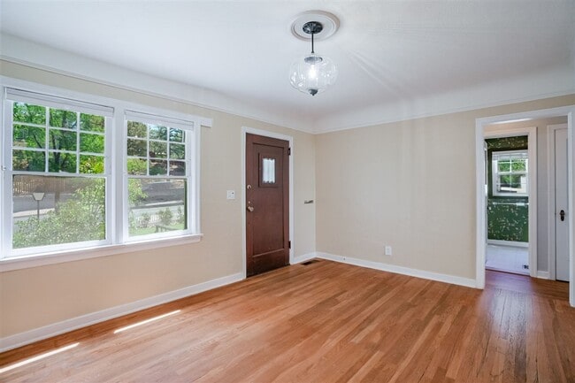 Photo - Live on Historic Park Avenue in this 2 Bed 1.5 Bath Single Family Home!