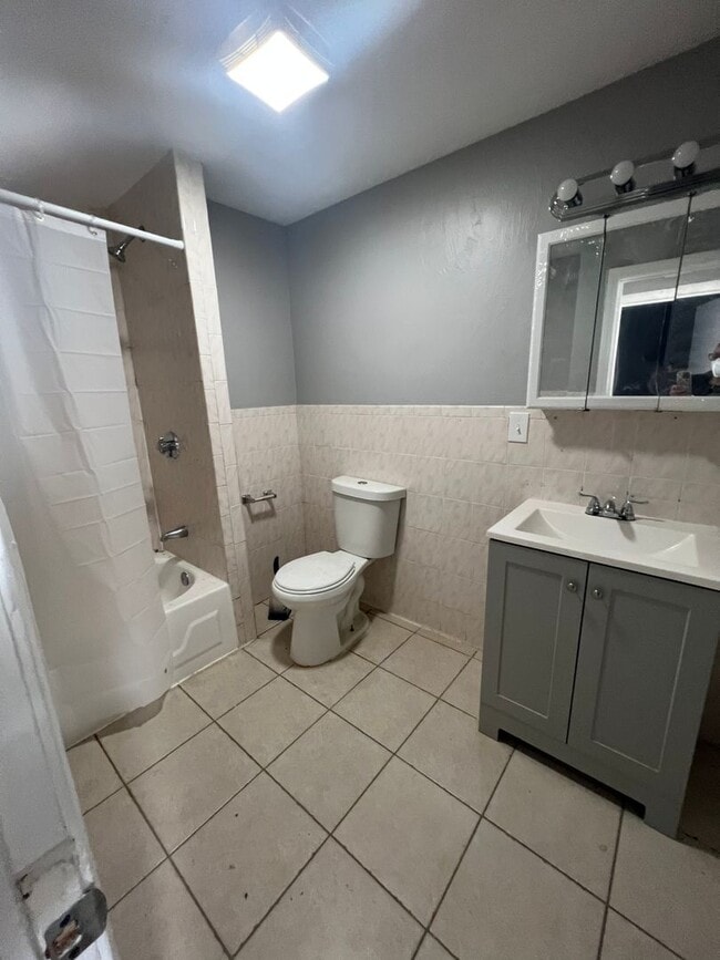 Photo - 46 Shawmut St Unidad 2