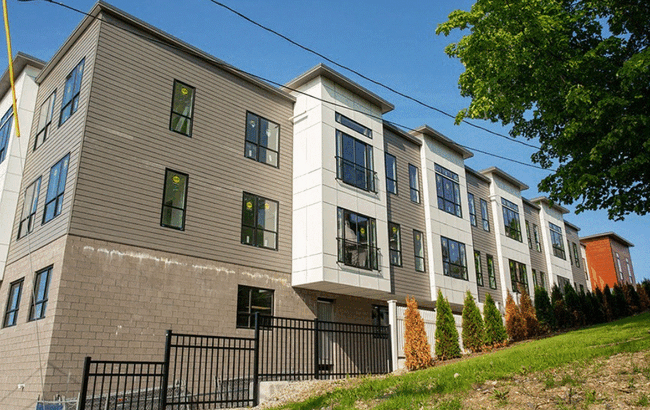 Photo - 15 Front St Apartments