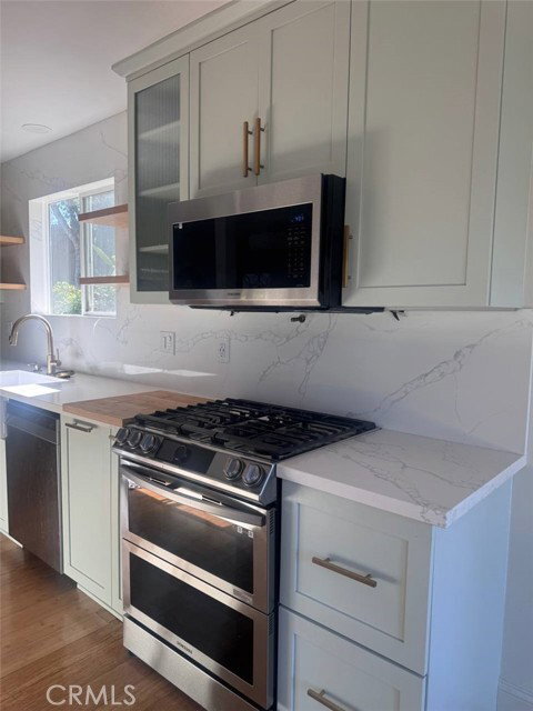 Photo - 20305 Aetna St