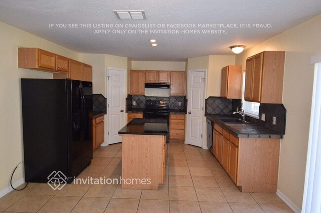 Photo - 2370 Sheila Dr