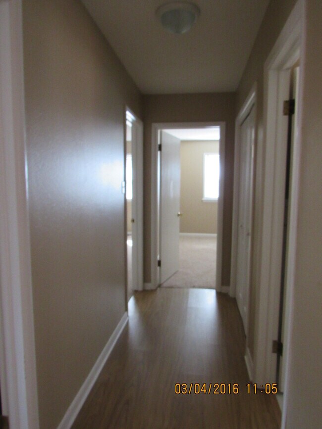 Photo - Water Paid! No Pets!