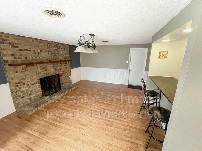 Photo - 7500 Orchardhill Dr