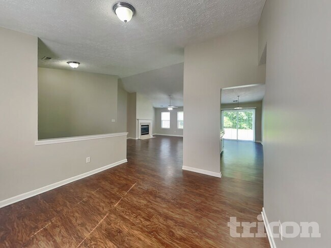 Photo - 9728 Avensong Crossing Dr