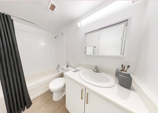 Photo - 25 Cedarcroft Blvd Unité 703