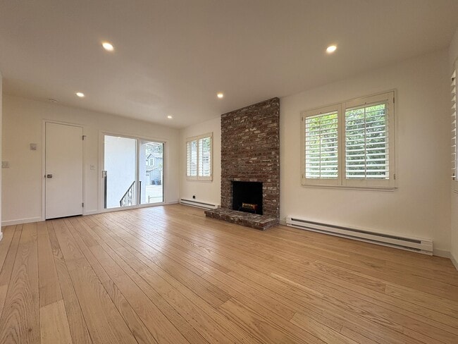 Photo - 229 Bryant St Unit 229