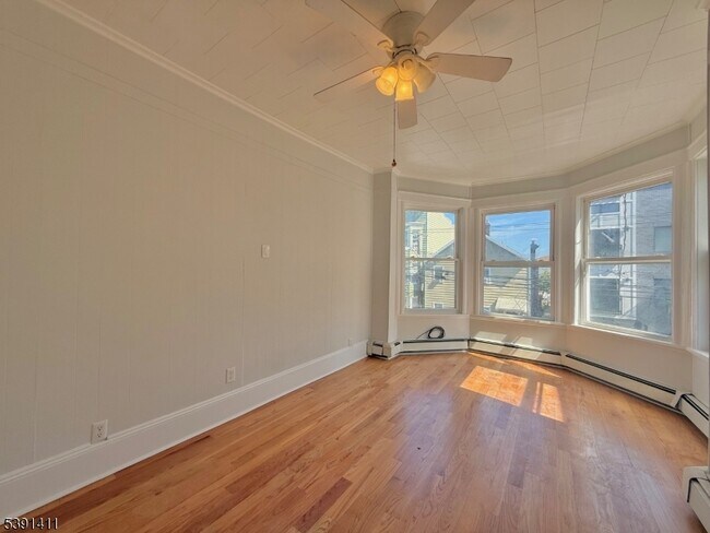 Photo - 53-55brill St Unit 2