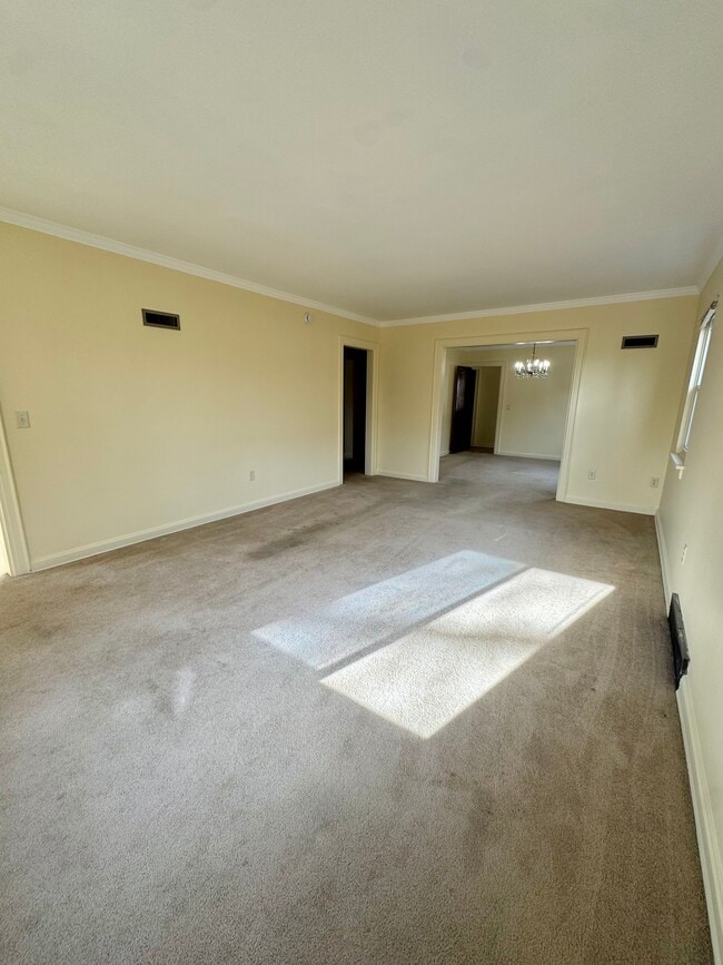 234 E Pleasant St Unit B