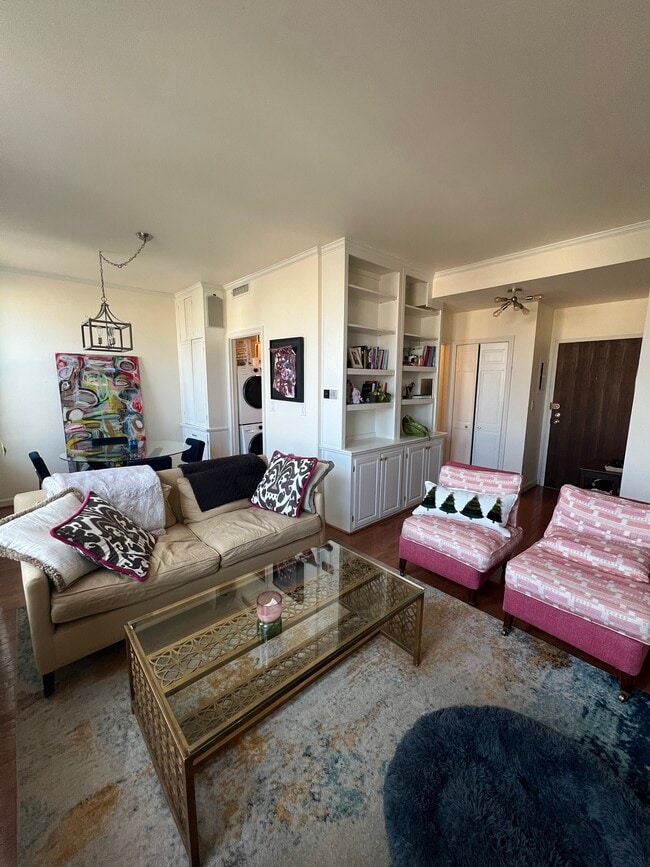 Photo - 1830 17th St NW Unit 604