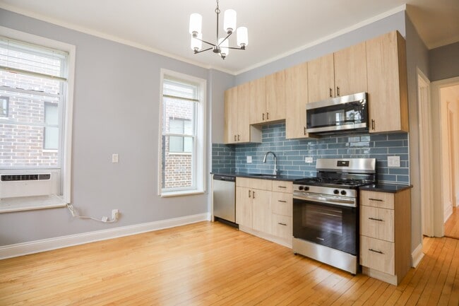 Photo - 1844 W Grace St Unidad 2