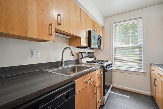 Photo - Large, Renovated Apartment Less Than 5 Minute Walk to Cleveland Park Metro!