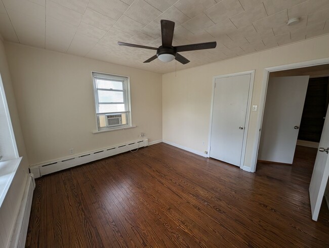 Photo - 4 Bed 1.5 Bath Home in Gilbertsville