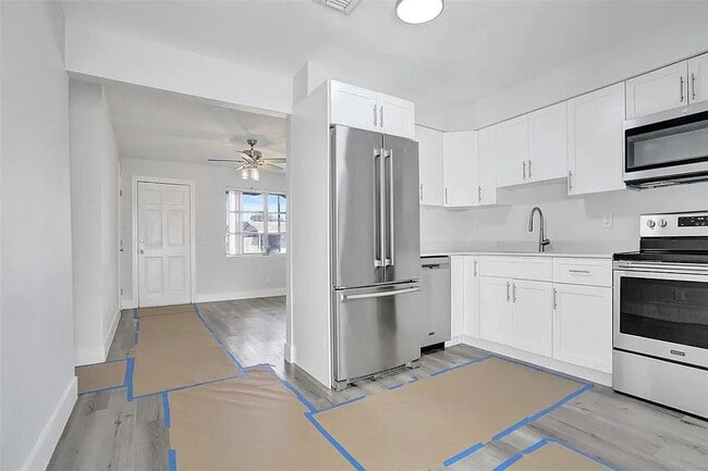 Photo - 9456 SW 51st St