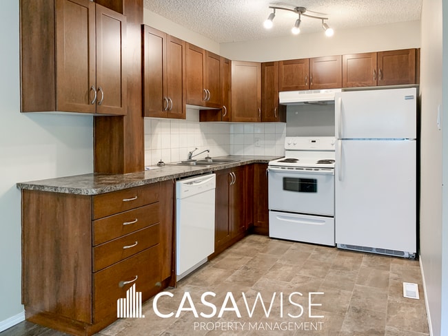 Building Photo - 9505-9599 99 Ave