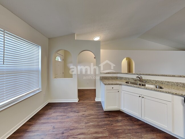 Photo - 7037 Crescent Boat Ln