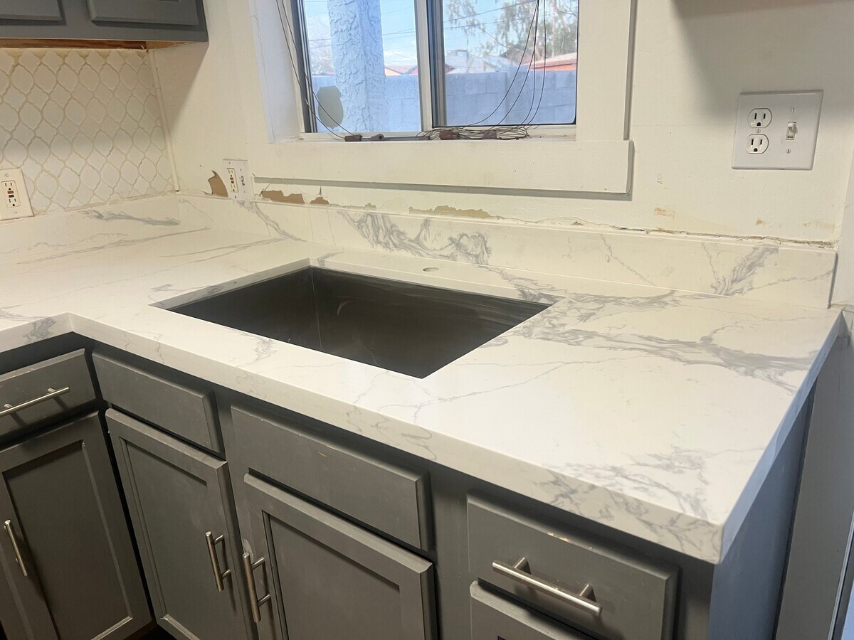 Photo - 720 N 9th Ave