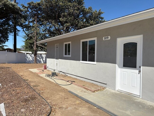 Photo - Fully Renovated 3-Bed in the heart of Teha...