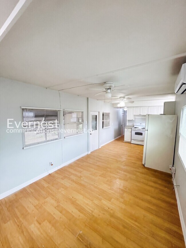 Photo - 2133 Melody Dr