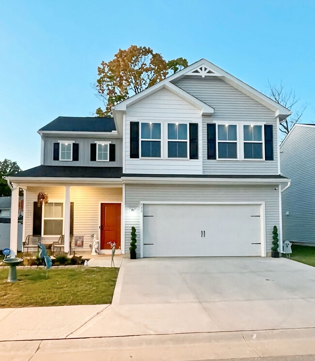 Building Photo - 512 Auld Farm Cir