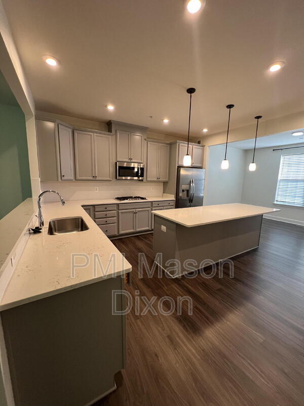 Photo - 9105 Fox Stream Way