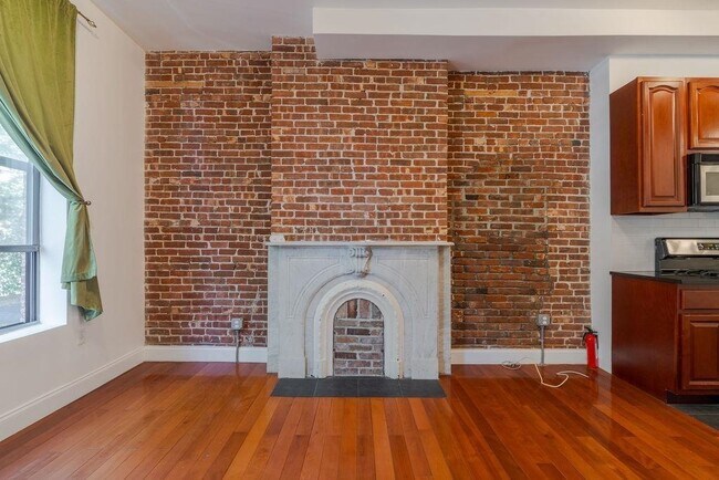 Photo - 604 1/2 GROVE St Unit 2B