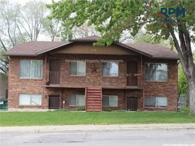 Building Photo - "Charming 3-Bedroom Haven in Sunset Unit 1 Rental