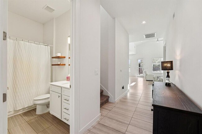 Photo - 7113 Garnet Mill Ln