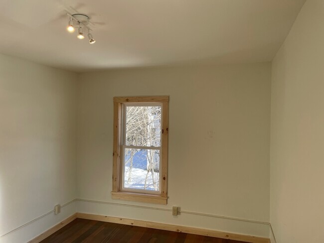 Photo - Cliff Apartments, LLC Unit 11