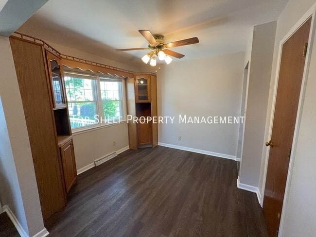 Photo - 514 SW Cherry St