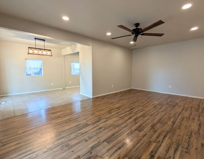 1416 NW 103rd St