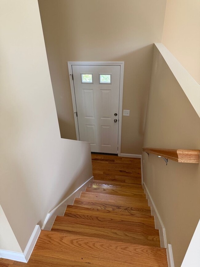 Photo - 2 Bedroom / 2 Bath Johnson City, TN 37604