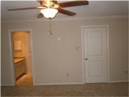 Building Photo - 712 Augusta Dr