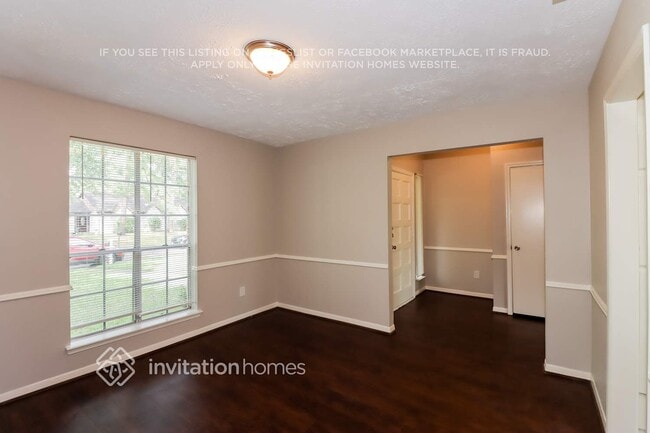 Photo - 25535 Thistlewaite Ln