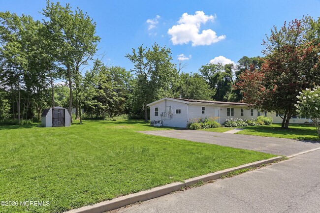 Photo - 105 Floyd Ln