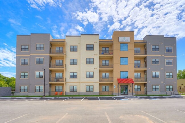 The Flats At Uptown