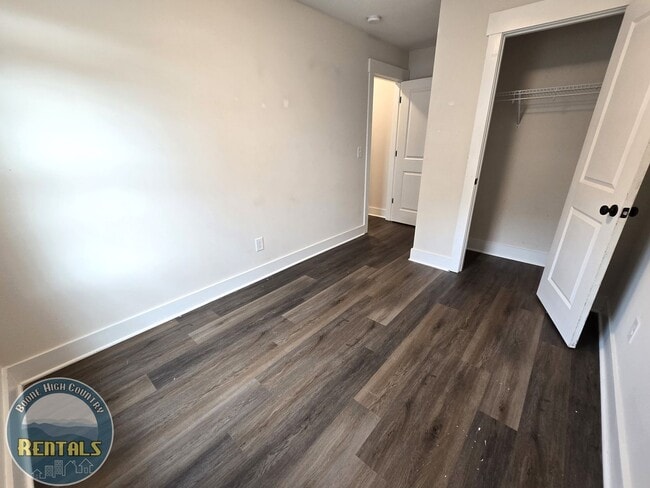 Photo - 3/2.5 Modern Home off 421 in Boone, R-2 Zoned