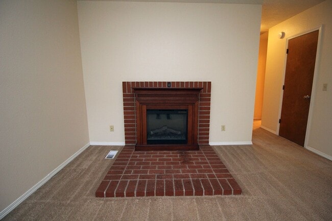 Photo - 3805-3805 SE Cesar Estrada Chavez Blvd Unidad 3805 - 08
