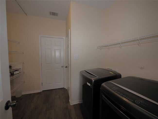 Photo - 324 Hidden Brook Ln