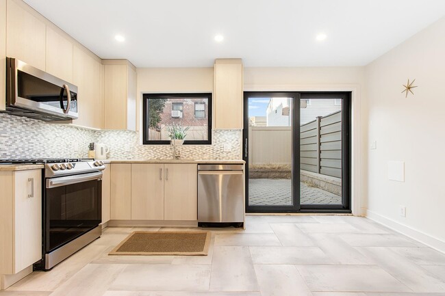 Photo - 5501 John F. Kennedy Blvd