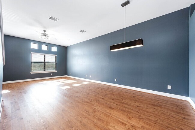 Photo - 7650 Springhill St Unit 704