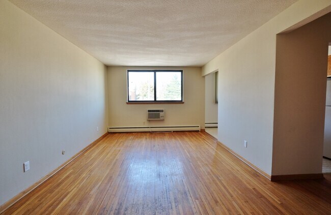 Photo - Randolph Apartments | 1172
